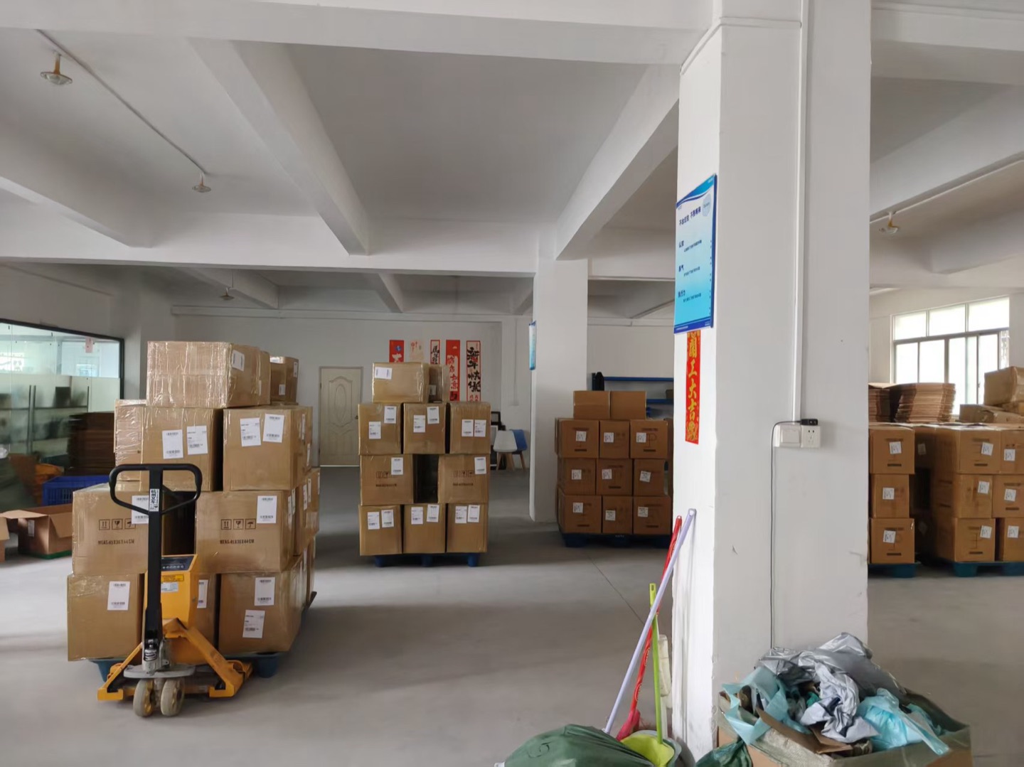 Haishun cargo handling